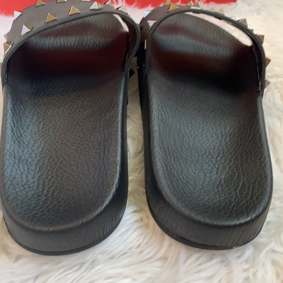 Valentino ROCKSTUD SLIDE size 9-10 - Picture 3 of 6